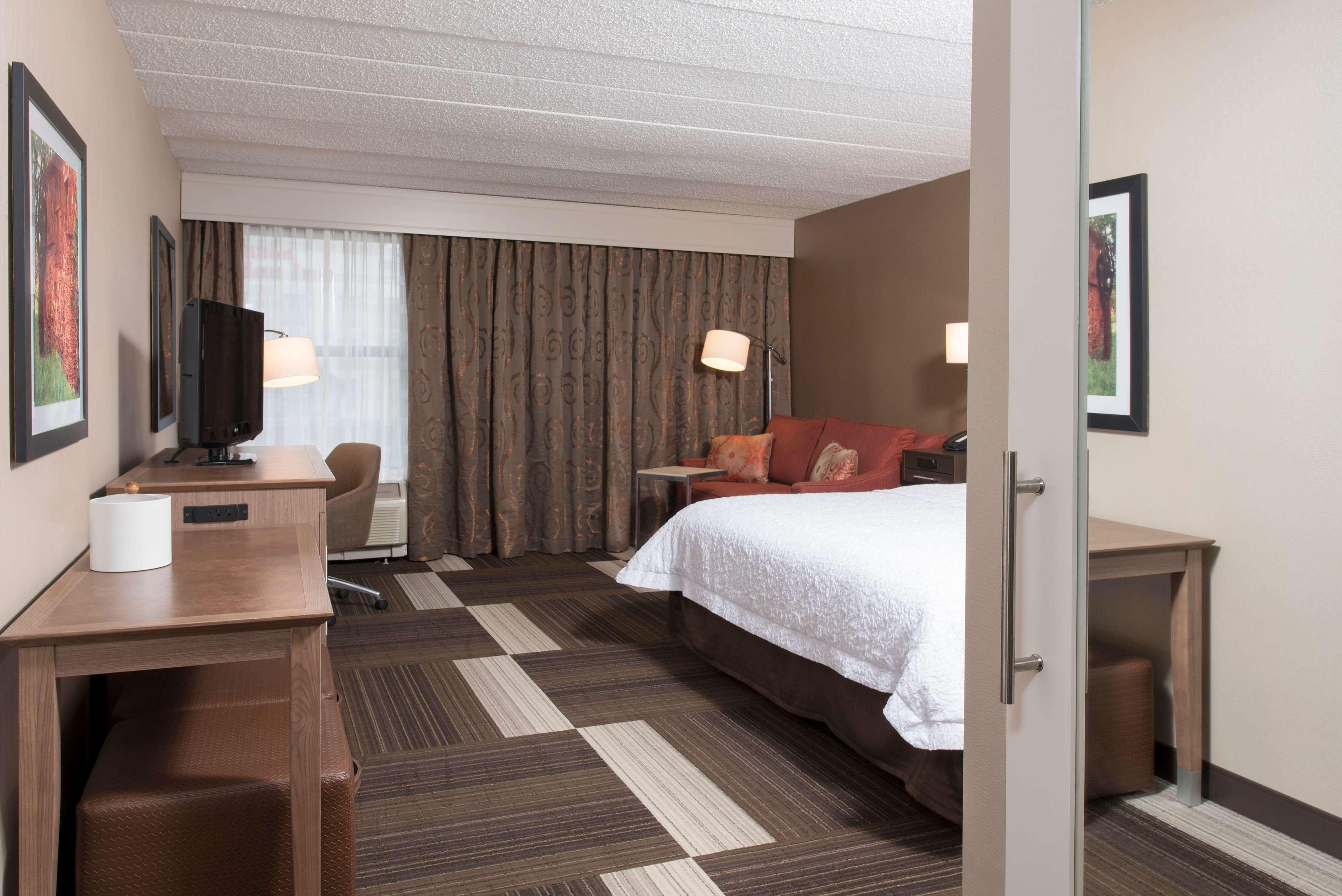 Hampton Inn Columbus/Taylorsville Эдинбург Экстерьер фото