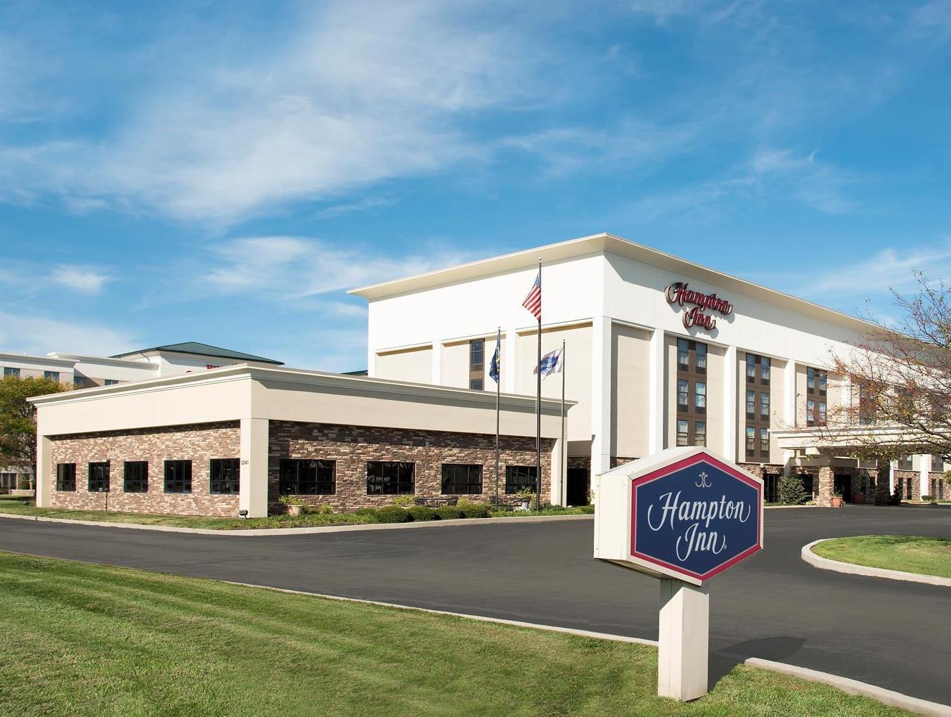 Hampton Inn Columbus/Taylorsville Эдинбург Экстерьер фото