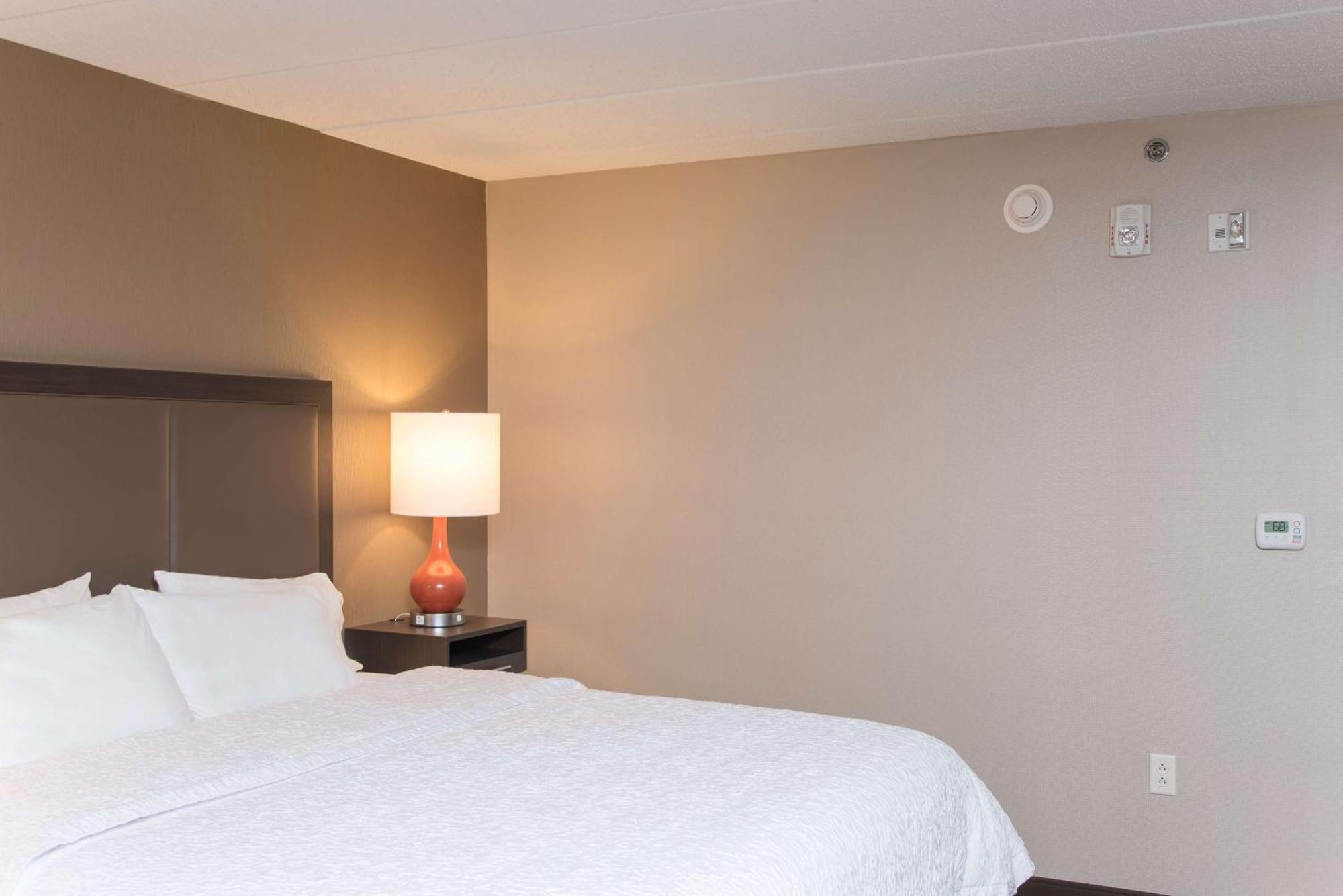 Hampton Inn Columbus/Taylorsville Эдинбург Экстерьер фото