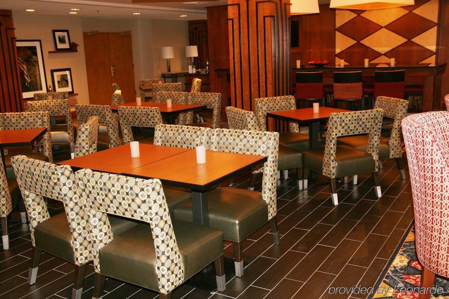 Hampton Inn Columbus/Taylorsville Эдинбург Экстерьер фото